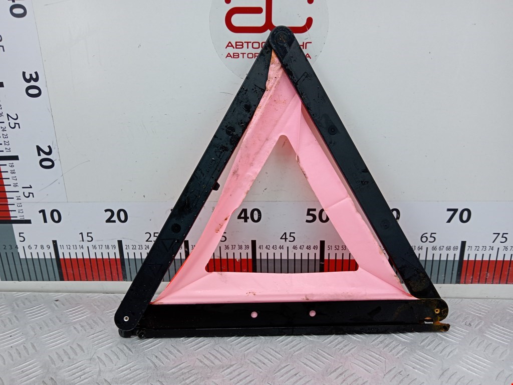 Знак аварийной остановки VOLKSWAGEN Touareg 2002-2010