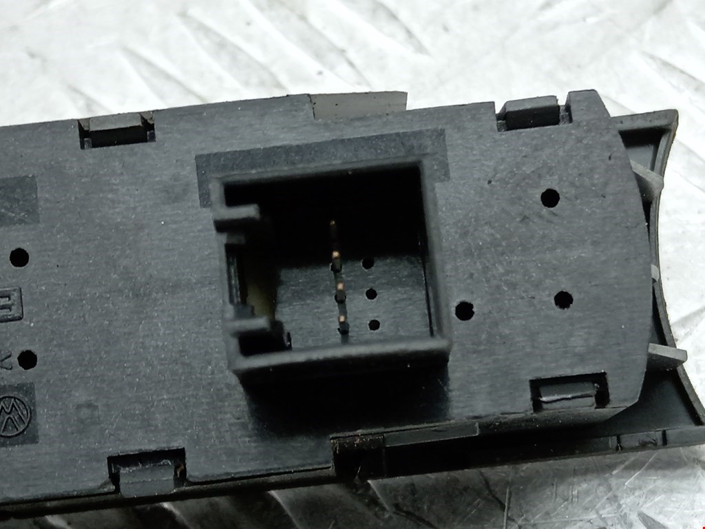 Кнопка антипробуксовочной системы VOLKSWAGEN Touareg 2002-2010