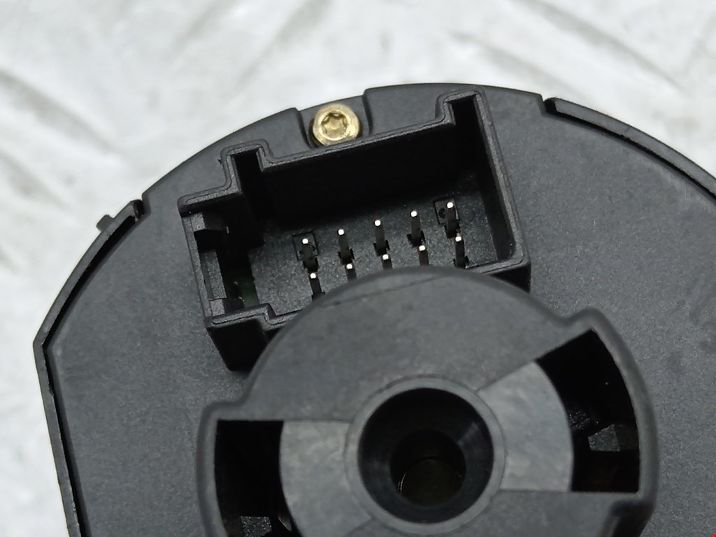 Переключатель света фар VOLKSWAGEN Touareg 2002-2010