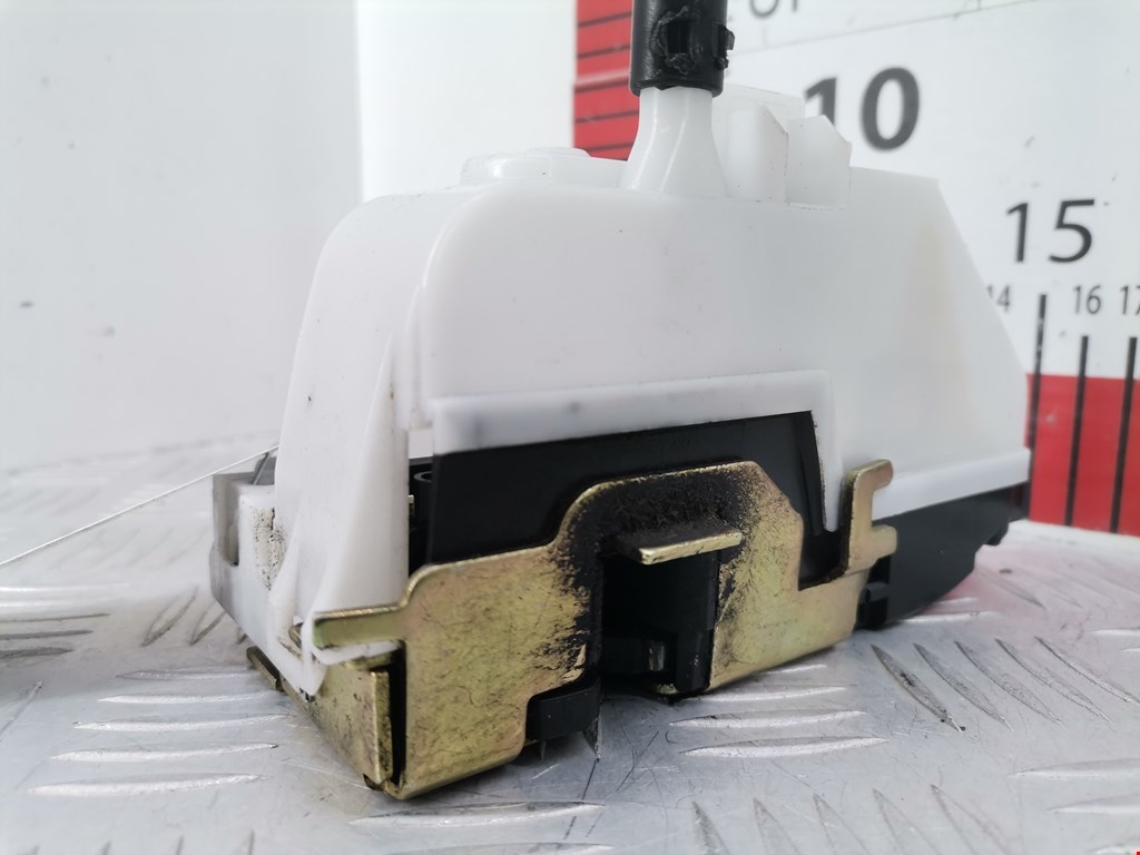 Замок двери передней правой CITROEN C3 2002-2009