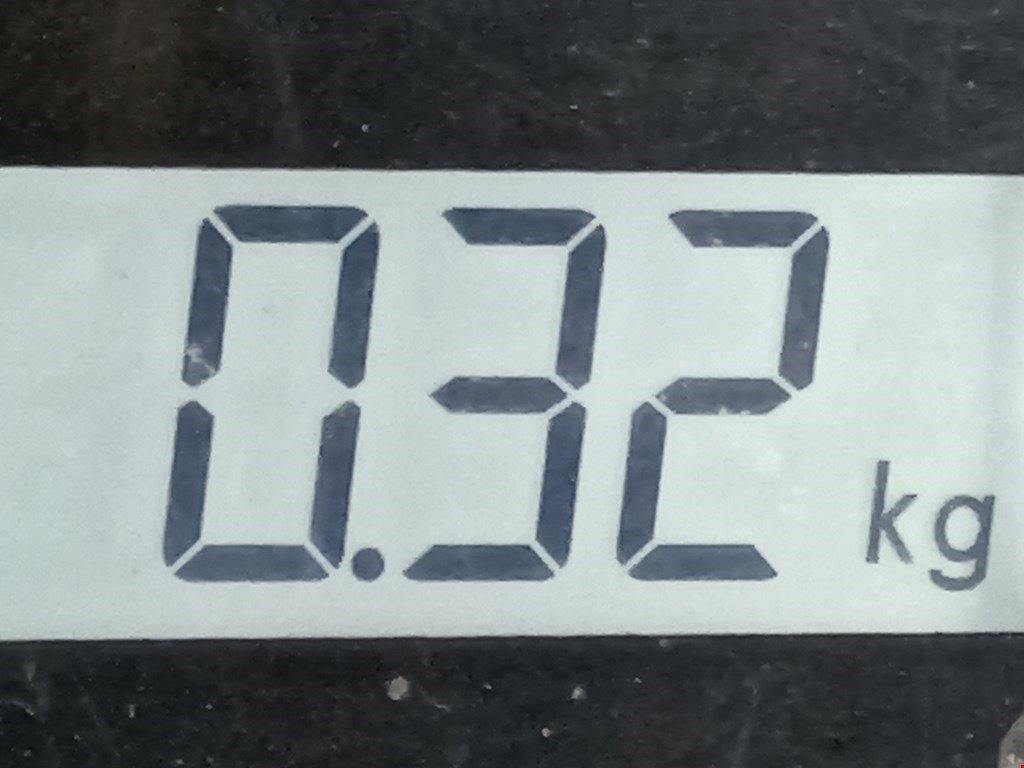 Амортизатор крышки (двери) багажника VOLKSWAGEN Touareg 2002-2010