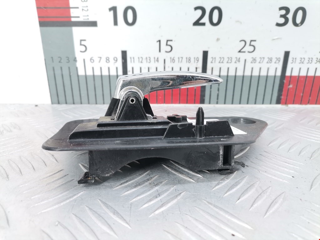 Ручка дверная задняя внутренняя левая OPEL Omega B 1994-2004