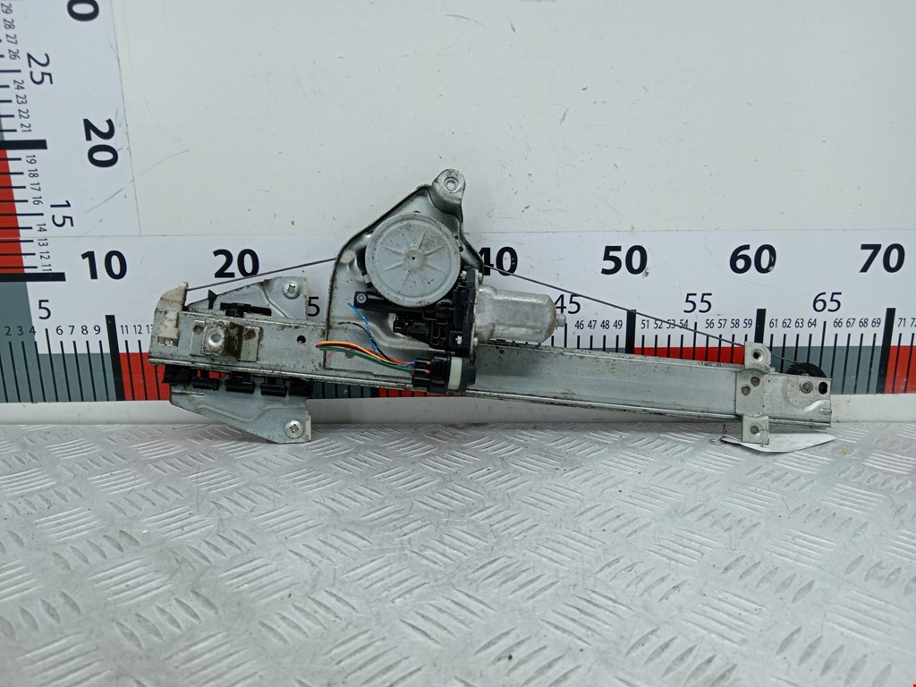 Стеклоподъемник задний правый MITSUBISHI Pajero IV 2006-2022