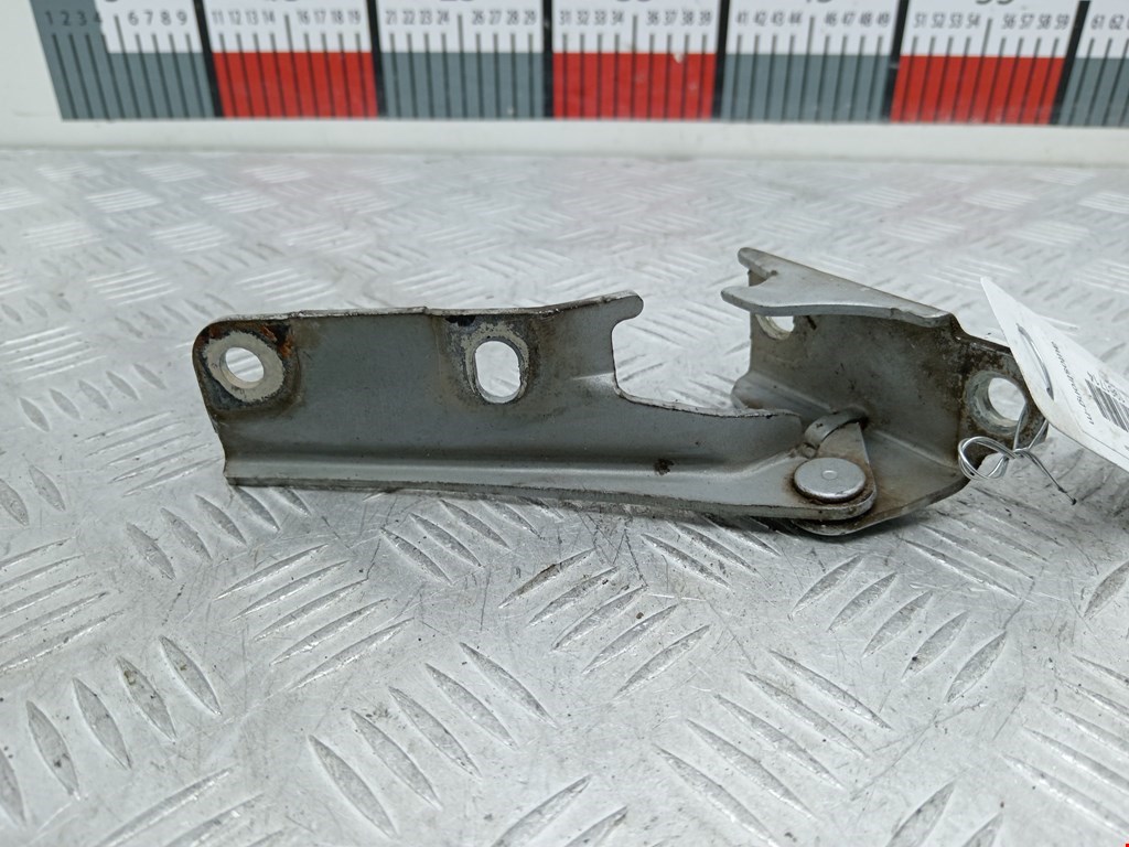 Петля капота левая/правая MITSUBISHI Pajero IV 2006-2022