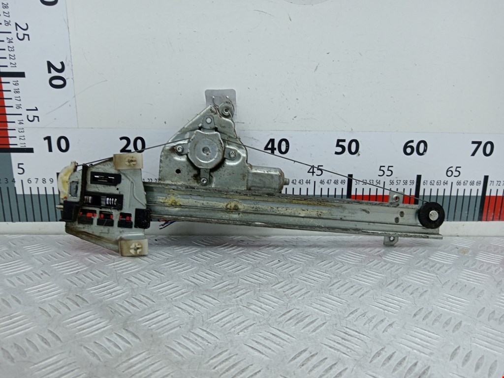 Стеклоподъемник задний левый MITSUBISHI Pajero IV 2006-2022