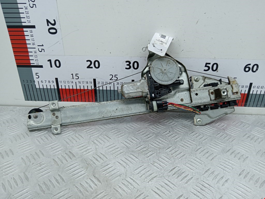 Стеклоподъемник задний левый MITSUBISHI Pajero IV 2006-2022