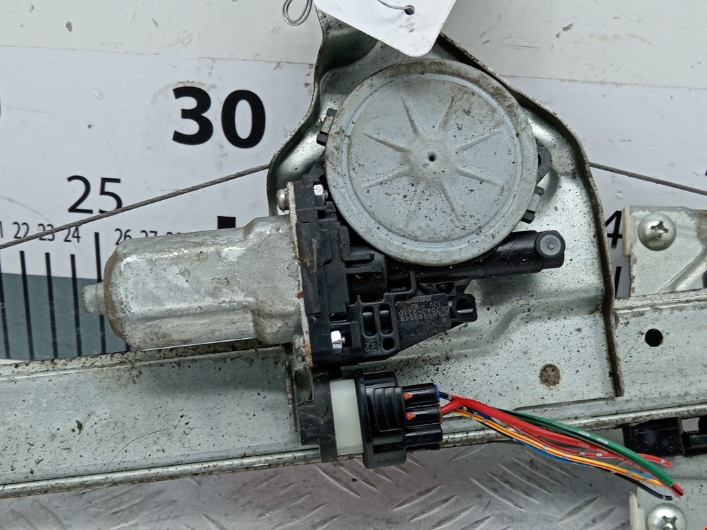 Стеклоподъемник задний левый MITSUBISHI Pajero IV 2006-2022