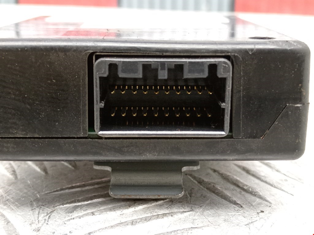 Блок управления парктрониками MITSUBISHI Pajero IV 2006-2022