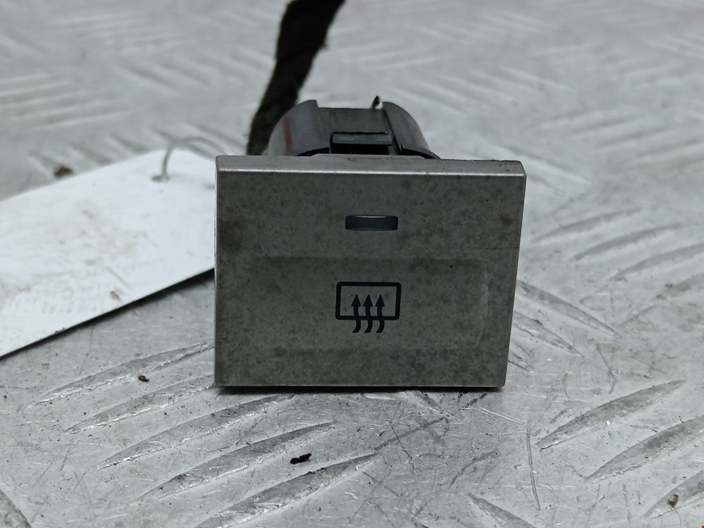 Кнопка подогрева (обогрева) заднего стекла Ford Kuga 1 (2008-2012)