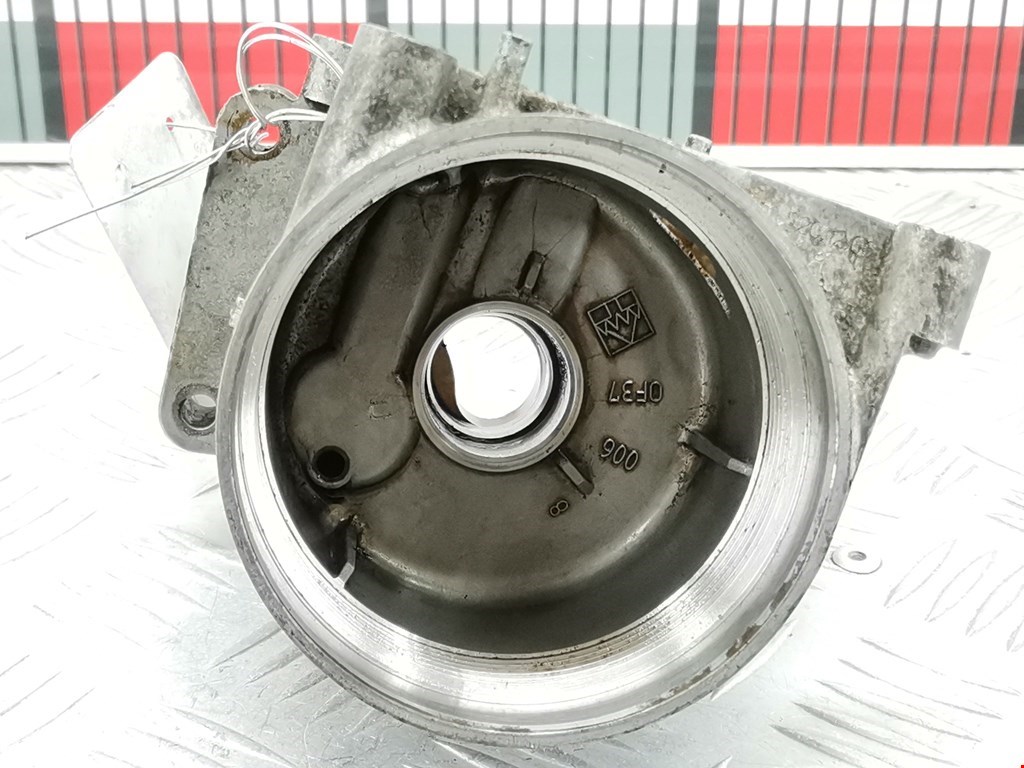 Корпус масляного фильтра BMW 3er E90/E91 2005-2012