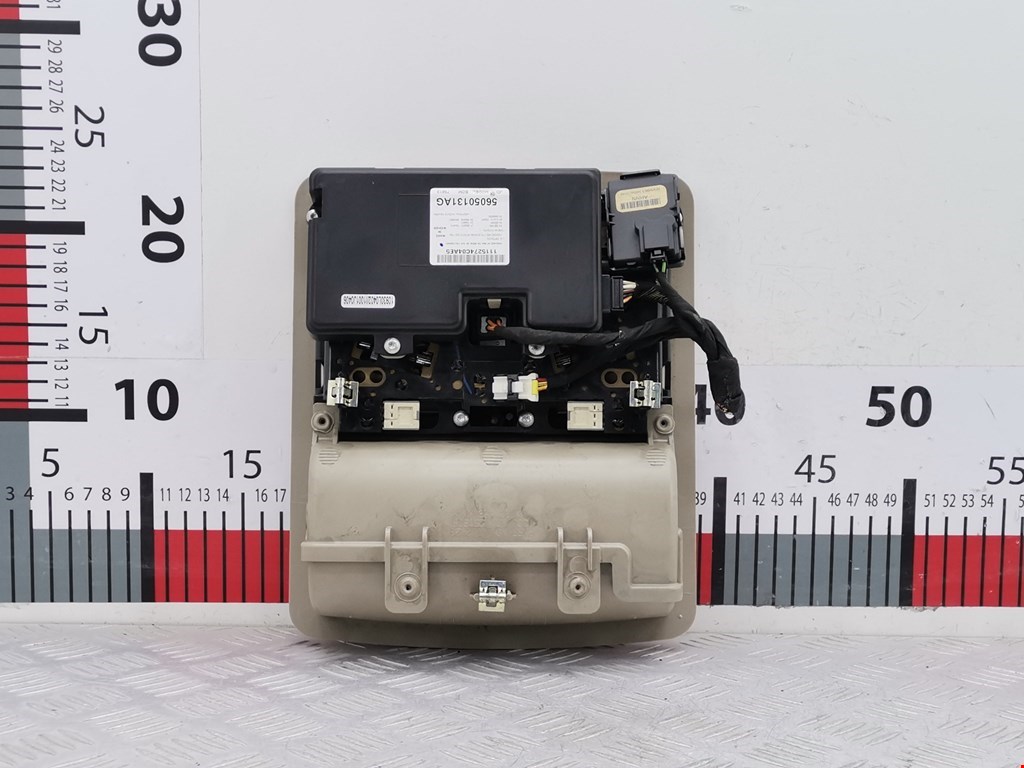 Плафон салонный (салона фонарь) JEEP Grand Cherokee WK 2004-2010