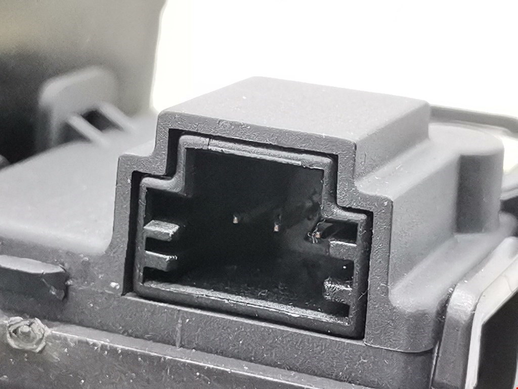 Плафон салонный (салона фонарь) JEEP Grand Cherokee WK 2004-2010