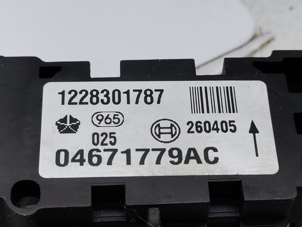 Датчик AIR BAG (подушек безопасности) JEEP Grand Cherokee WK 2004-2010