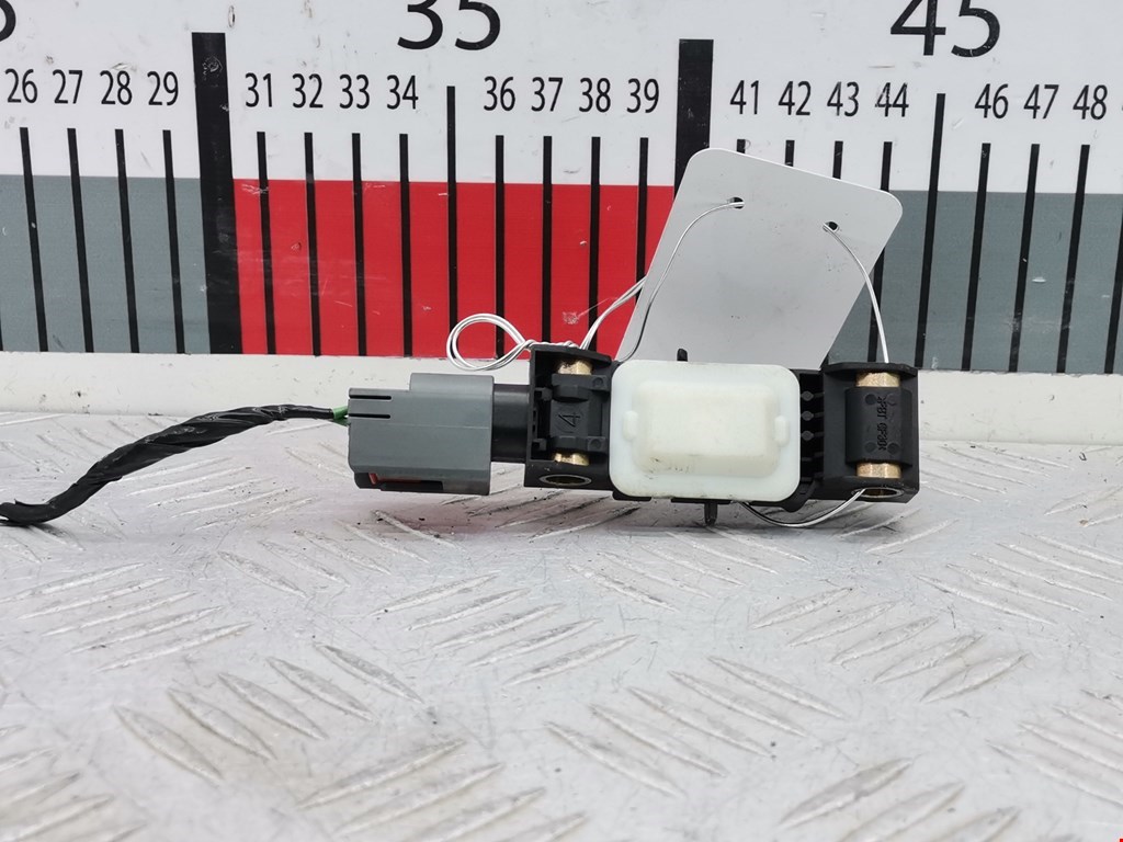 Датчик AIR BAG (подушек безопасности) JEEP Grand Cherokee WK 2004-2010