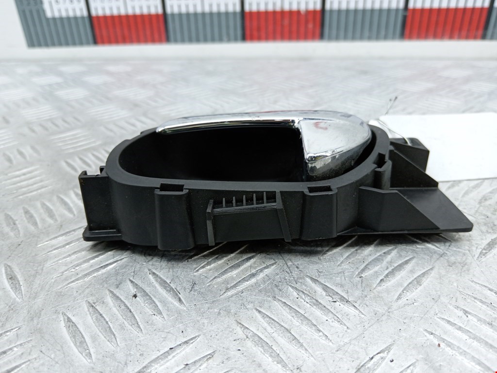 Ручка дверная передняя внутренняя левая PEUGEOT 308 2007-2015