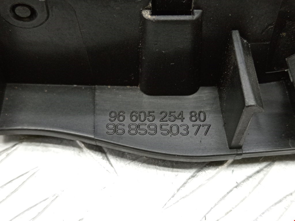 Ручка дверная передняя внутренняя левая PEUGEOT 308 2007-2015