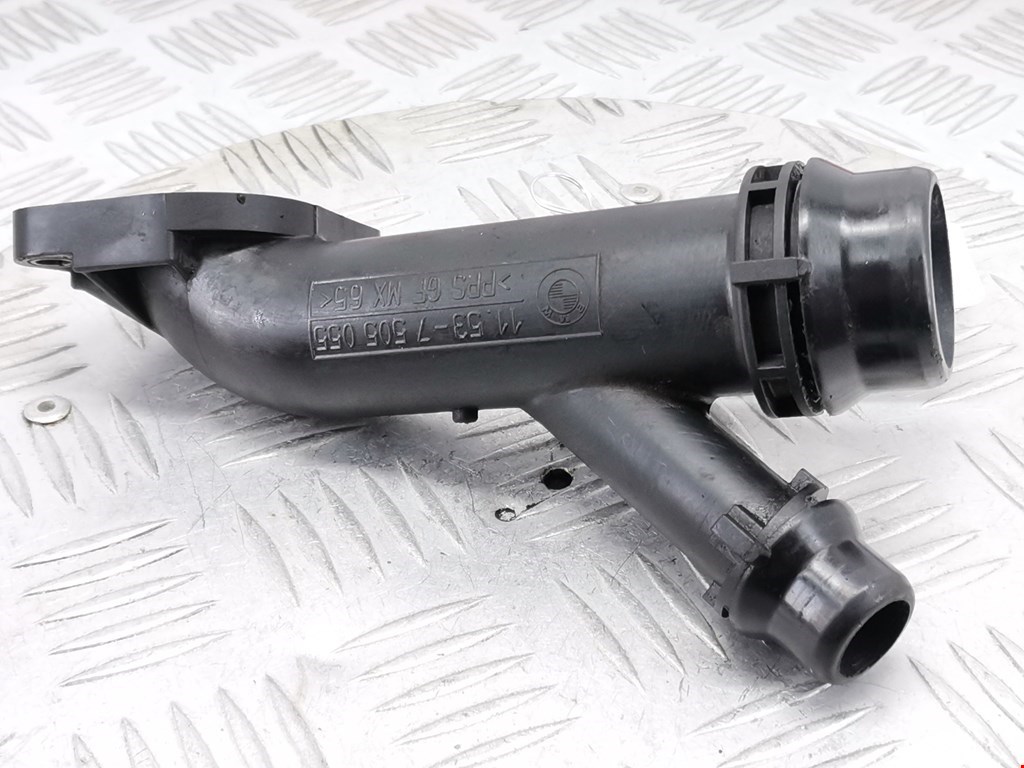 Тройник системы охлаждения BMW 3er E90/E91 2005-2012