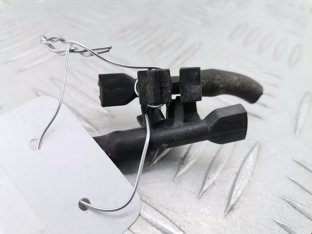 Форсунка омывателя лобового стекла CITROEN Berlingo 1996-2012