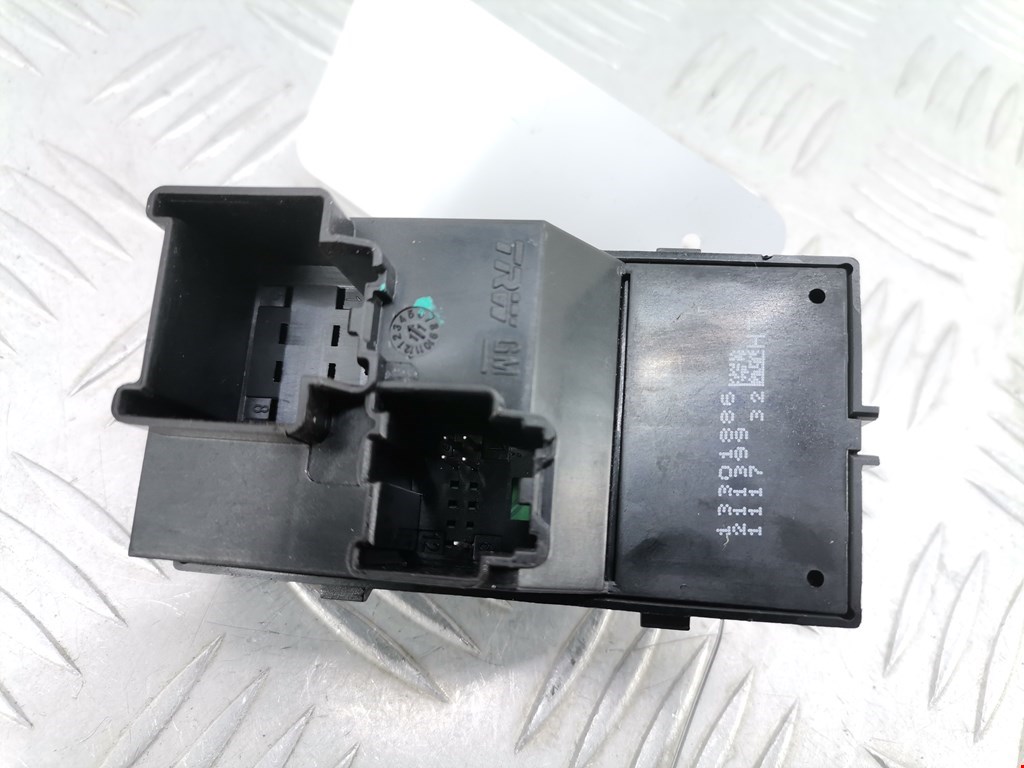 Кнопка стеклоподъемника OPEL Meriva B 2010-2018