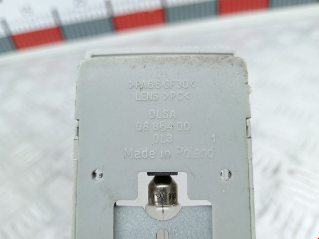 Плафон салонный (салона фонарь) VOLKSWAGEN Touran 2003-2010