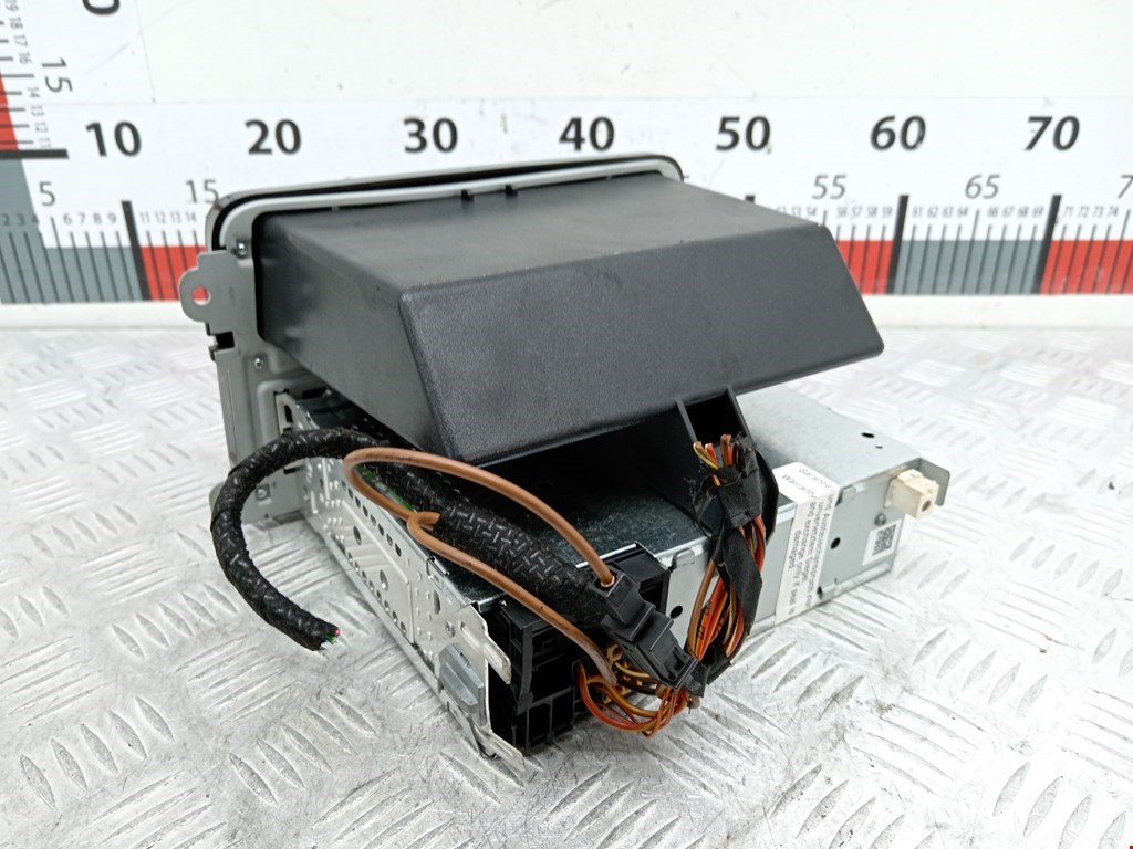 Магнитола VOLKSWAGEN Touran 2003-2010