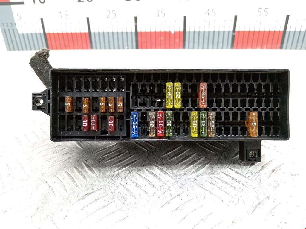 Датчик уровня в бачок омывателя VOLKSWAGEN Touran 2003-2010