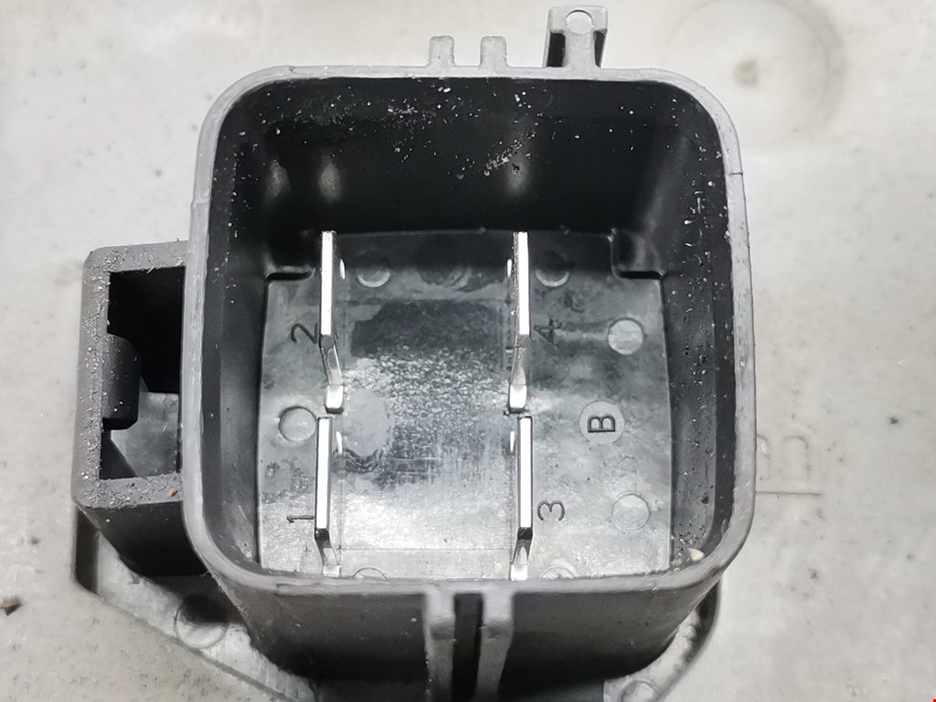 Реле свечей накала FORD Transit/Tourneo Custom 2012-2023