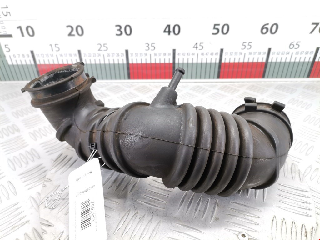 Патрубок воздушного фильтра MITSUBISHI Colt Z3 2003-2012