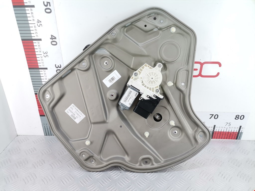 Стеклоподъемник задний левый SKODA Octavia A5 1Z- 2004-2013