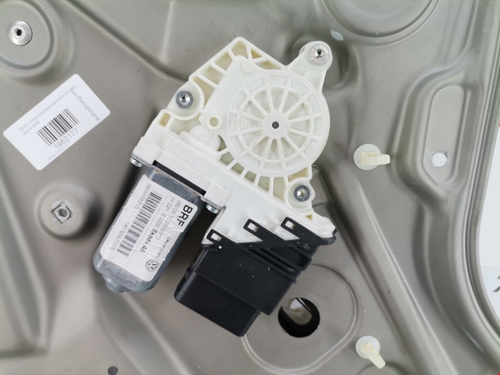 Стеклоподъемник задний левый SKODA Octavia A5 1Z- 2004-2013