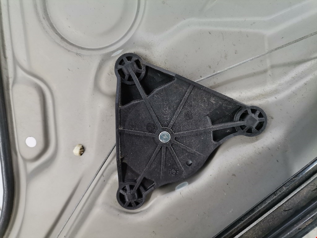 Стеклоподъемник задний левый SKODA Octavia A5 1Z- 2004-2013