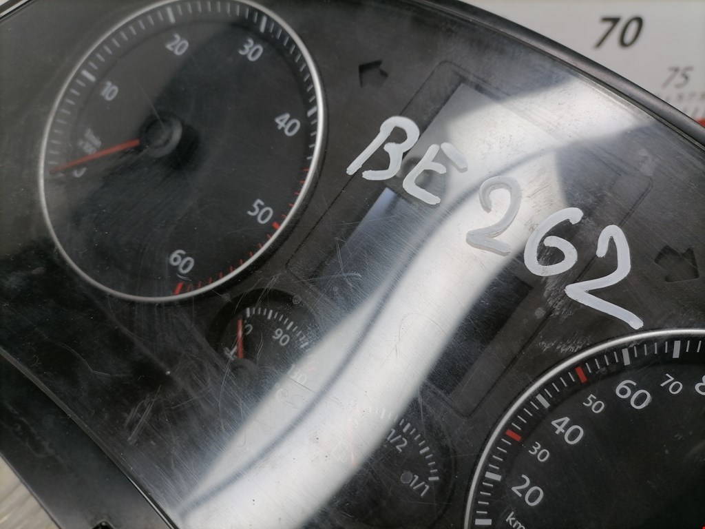 Панель приборов (щиток) VOLKSWAGEN Golf V Plus 2004-2009