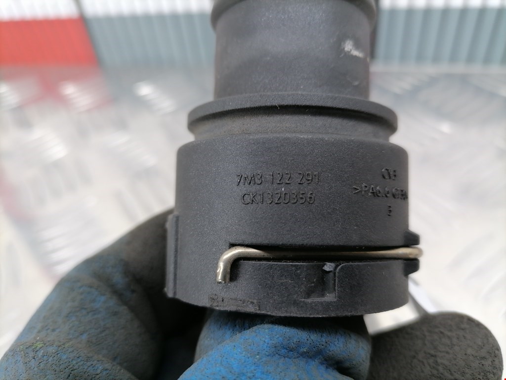 Тройник системы охлаждения SEAT Toledo 2004-2009