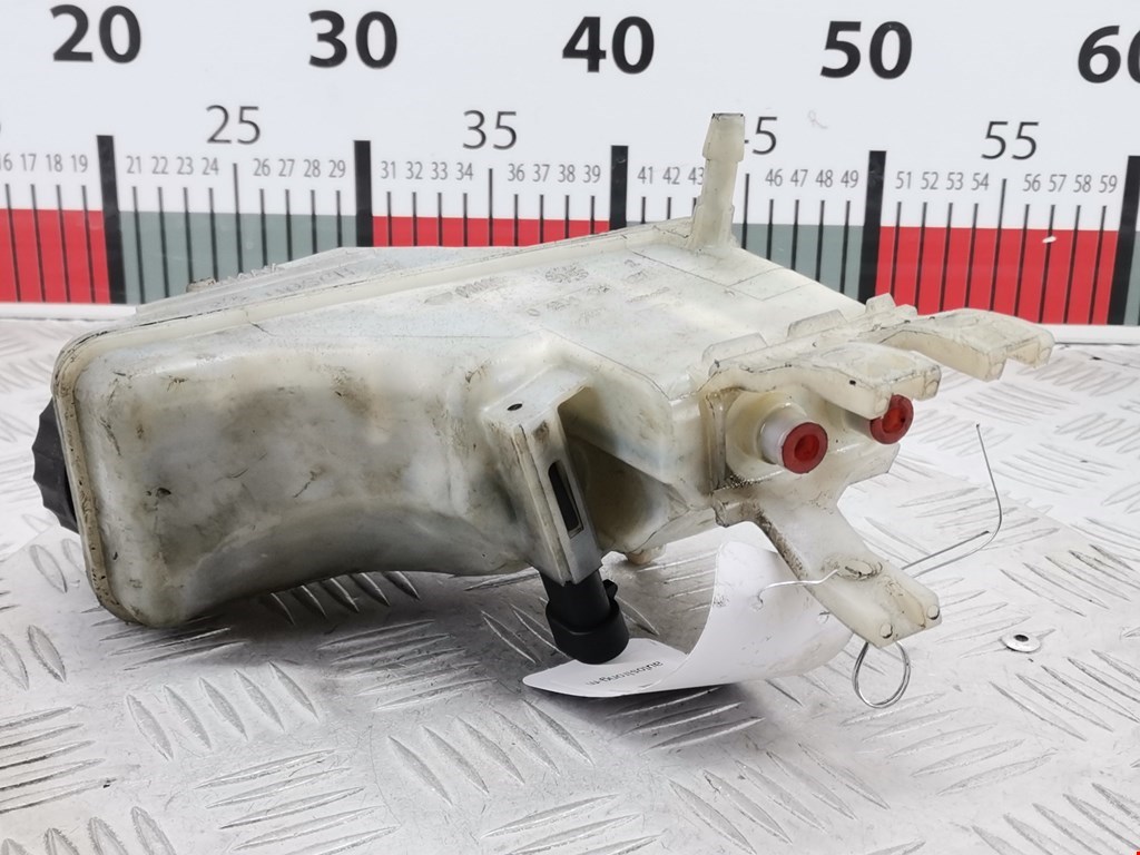 Бачок главного тормозного цилиндра OPEL Corsa D 2006-2014