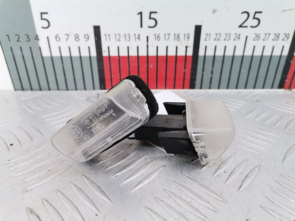 Фонарь подсветки номера CITROEN Berlingo 1996-2012