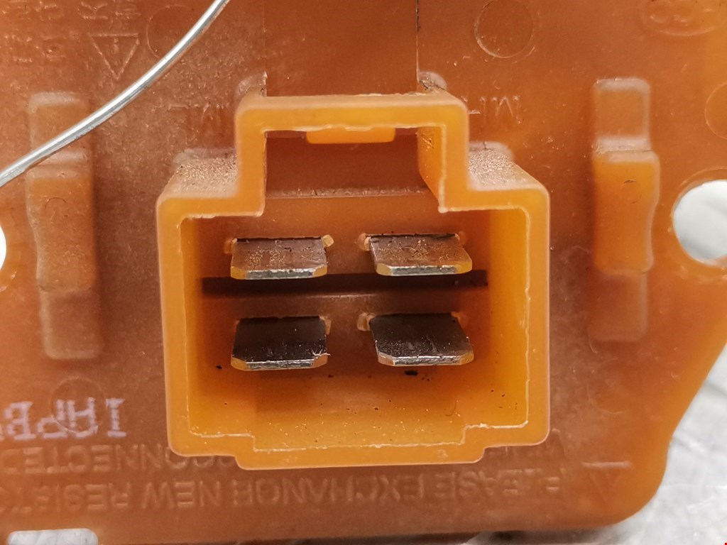 Резистор отопителя (сопротивление печки) KIA Cee'd II 2012-2018