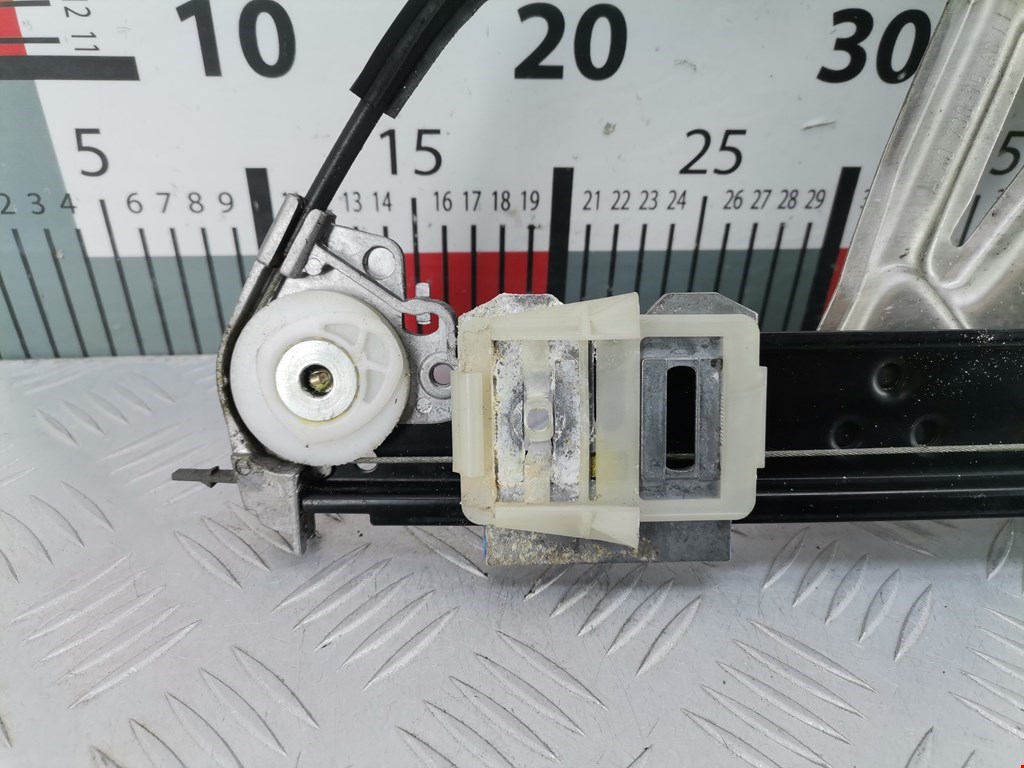 Стеклоподъемник задний левый MERCEDES-BENZ S-Class IV W220 1998-2005