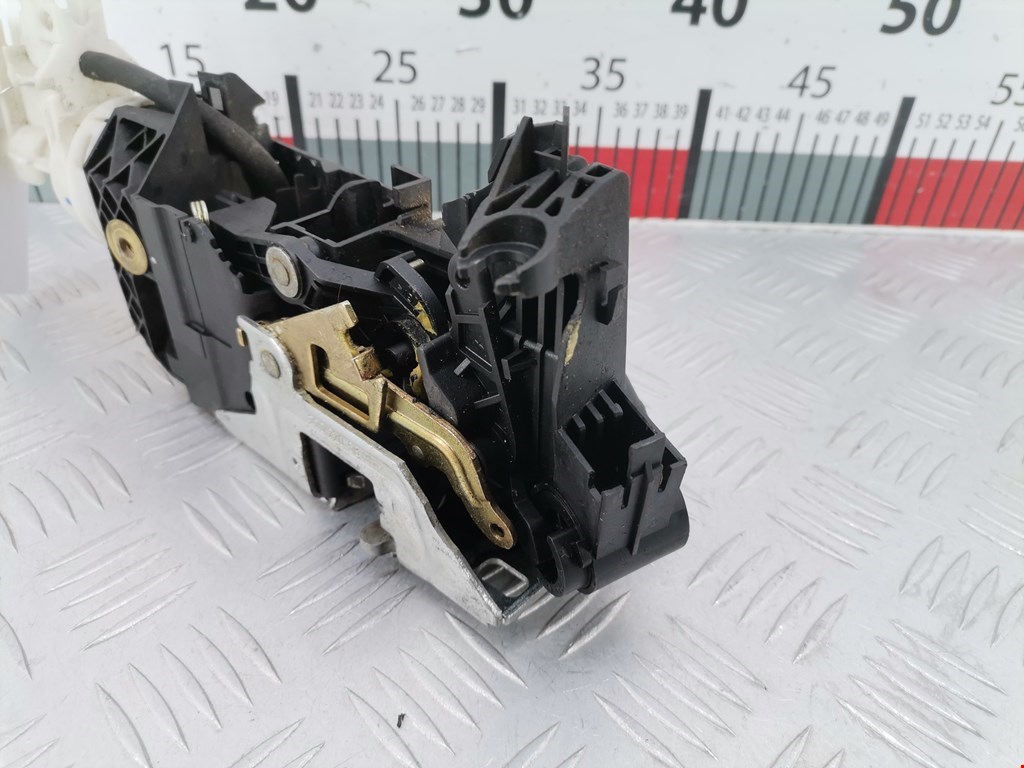 Замок двери передней правой MERCEDES-BENZ S-Class IV W220 1998-2005