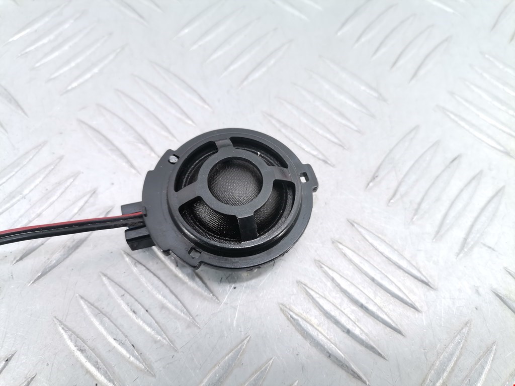 Динамик VOLKSWAGEN Touareg 2002-2010