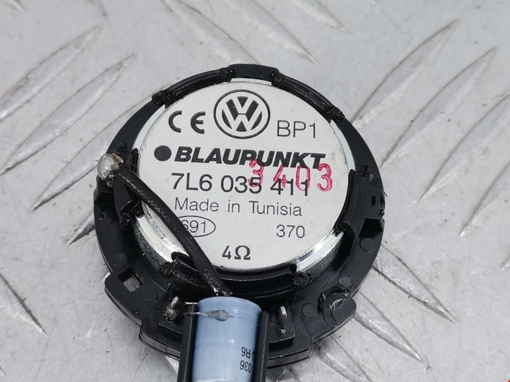 Динамик VOLKSWAGEN Touareg 2002-2010