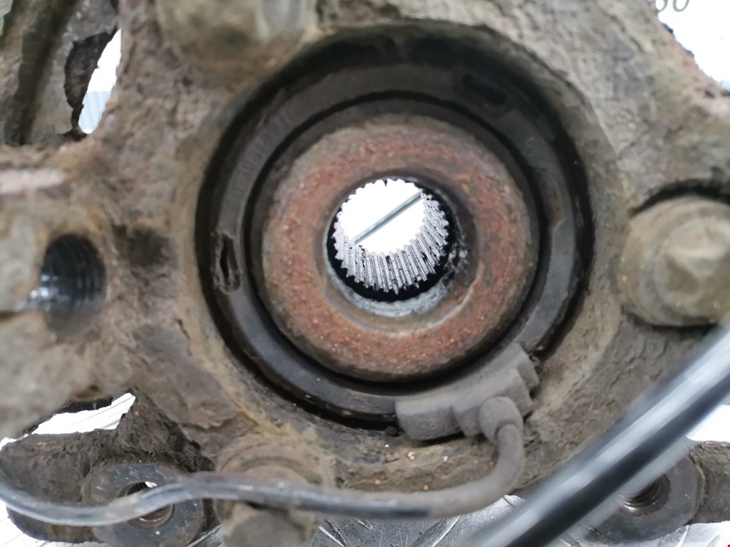 Ступица передняя левая OPEL Astra H/Family 2004-2015