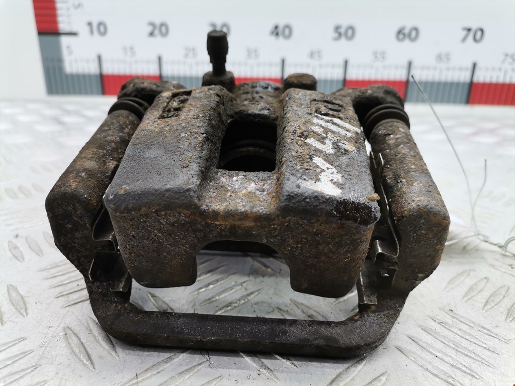 Суппорт задний левый Renault Koleos (2008-2016)