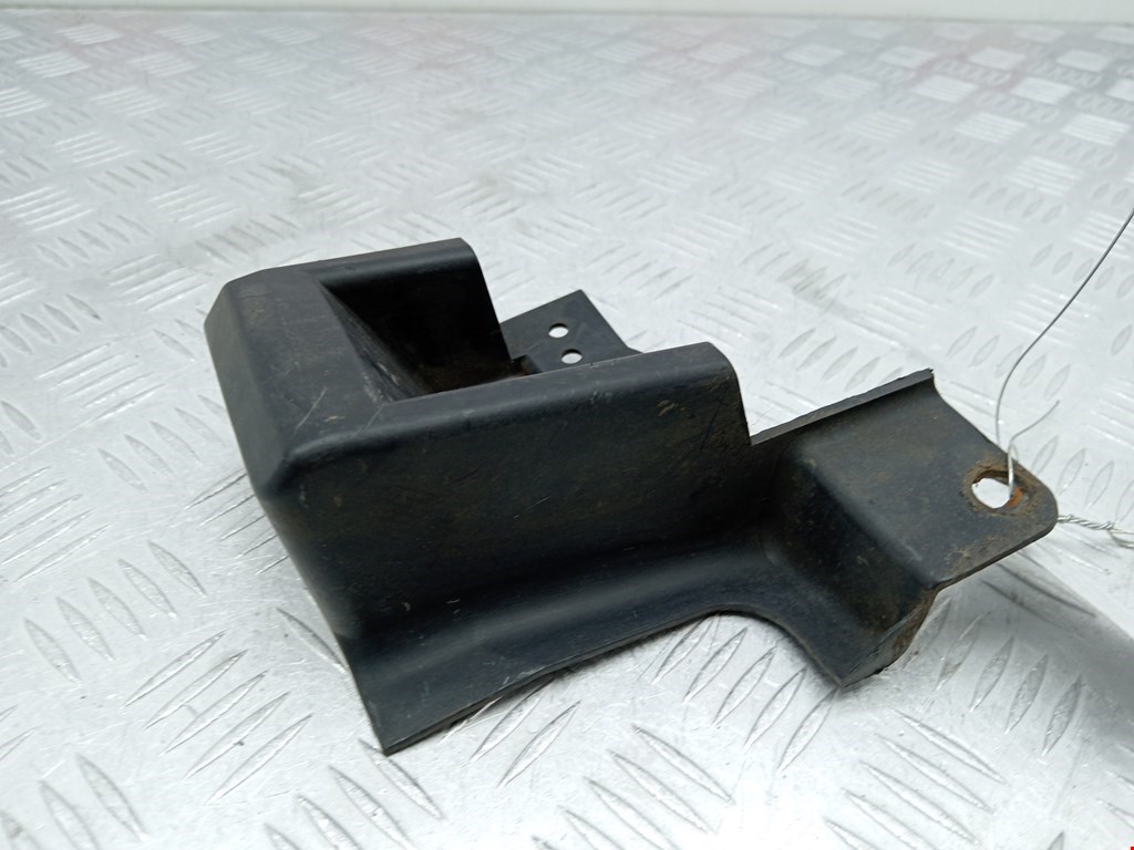 Кронштейн заднего бампера левый правый LAND ROVER Range Rover 2002-2012