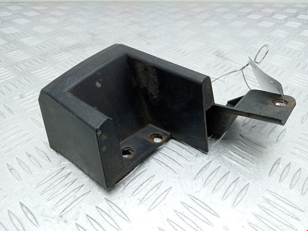 Кронштейн заднего бампера левый правый LAND ROVER Range Rover 2002-2012