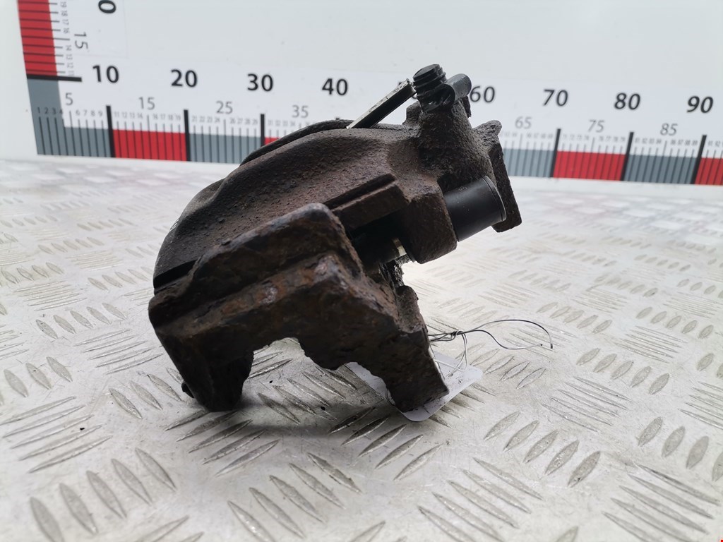 Суппорт задний левый VOLKSWAGEN Touareg 2002-2010