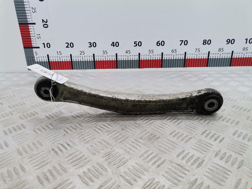 Рычаг задний правый VOLKSWAGEN Touareg 2002-2010