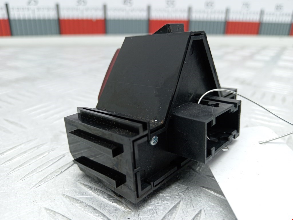 Кнопка аварийной сигнализации (аварийки) OPEL Corsa D 2006-2014