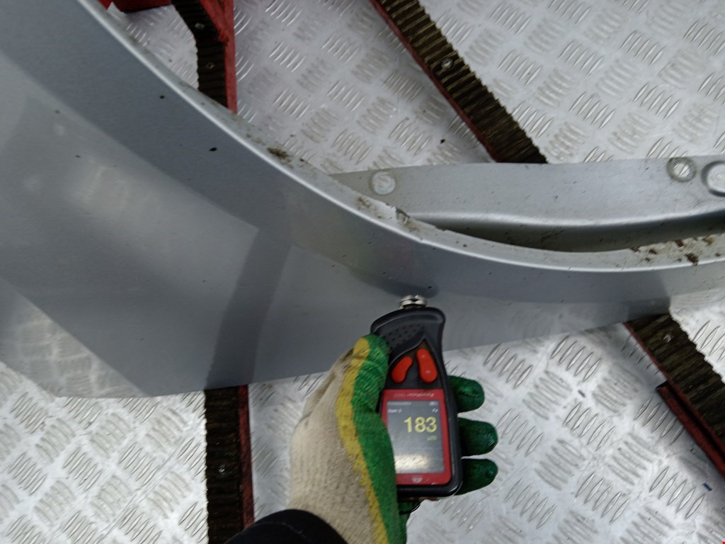 Крыло переднее правое VOLKSWAGEN Touran 2003-2010