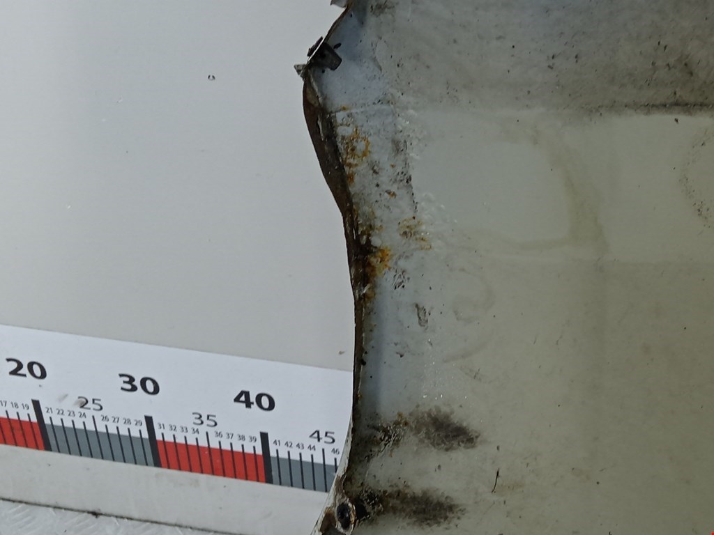 Крыло переднее правое VOLKSWAGEN Touran 2003-2010