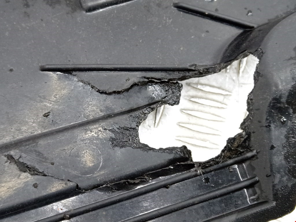 Защита антигравийная KIA Cee'd II 2012-2018